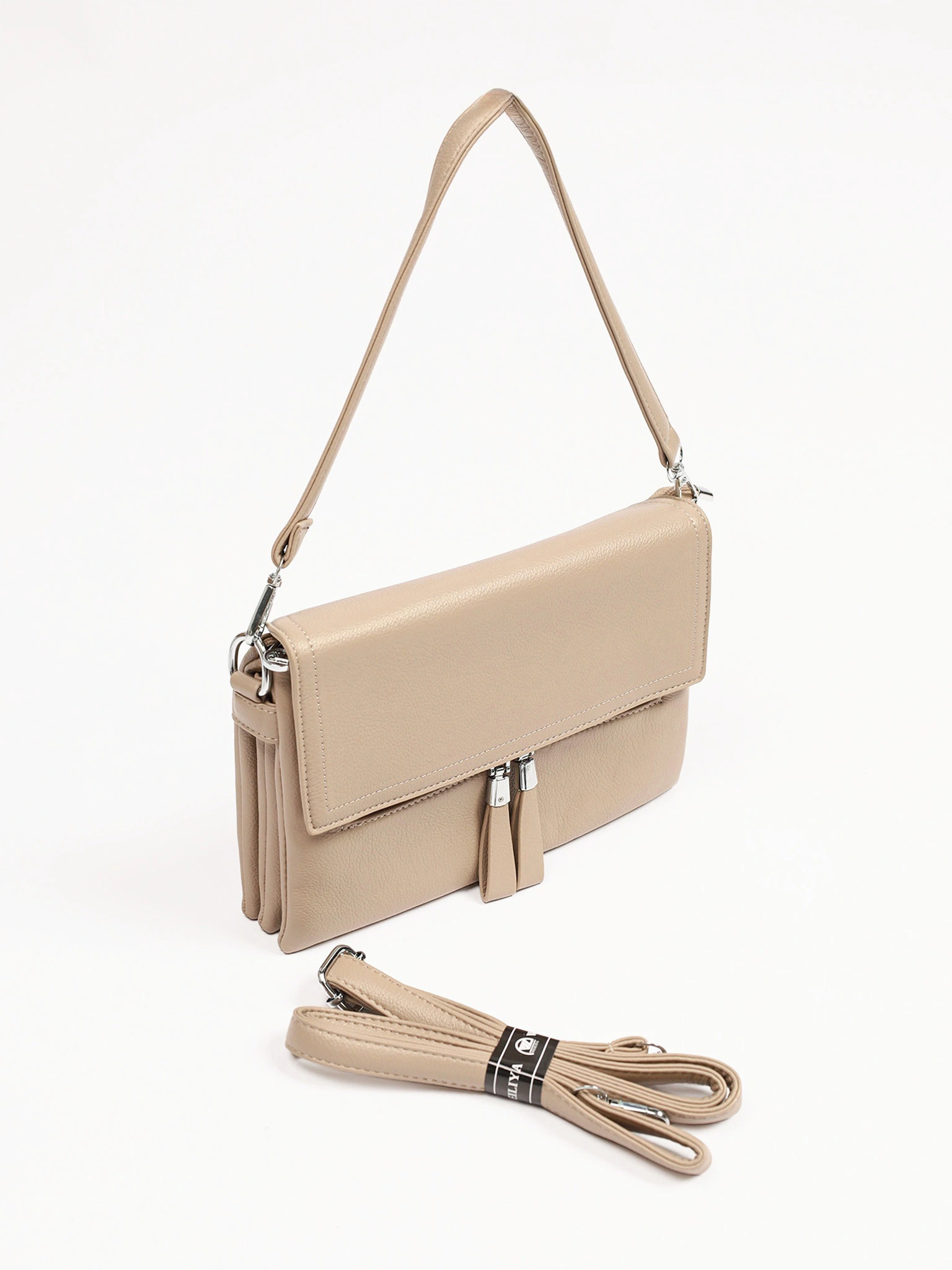 Сумка-кроссбоди со съемной ручкой и декоративными пуллерами в ассортименте